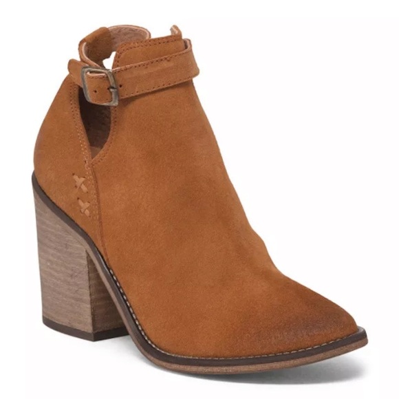 rebels Shoes - Rebels Zira Tan Buckled Suede Booties